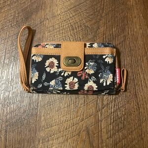 Fashion clutch